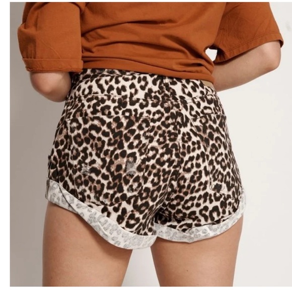 ONE teaspoon Animal Bandit Mid Waist Shorts - Picture 2 of 16